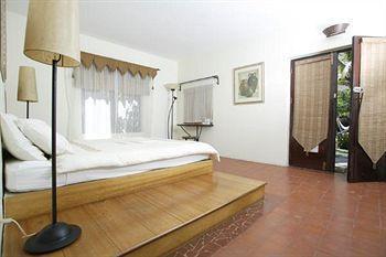 Coconut Creek - Dabolim Airport Resort