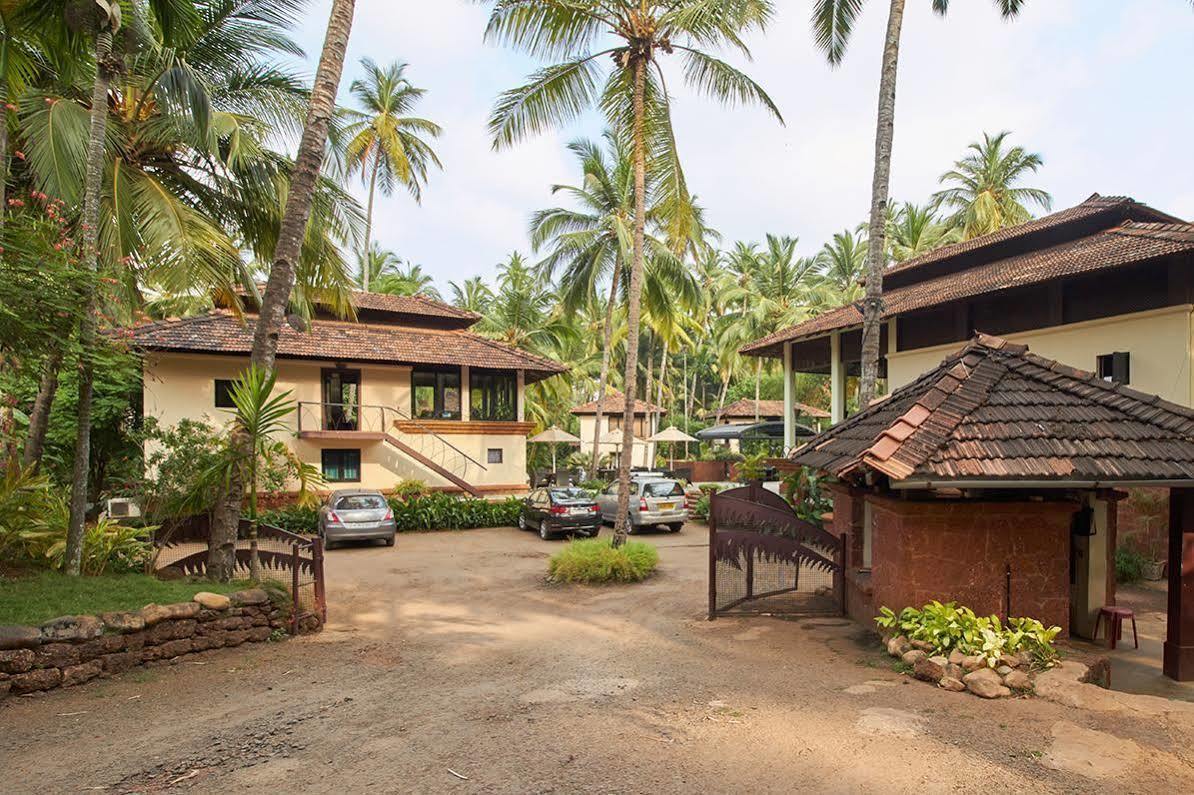 Coconut Creek - Dabolim Airport Mormugao